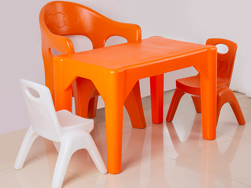 Factors affecting foaming in the processing technology of rotational molding products